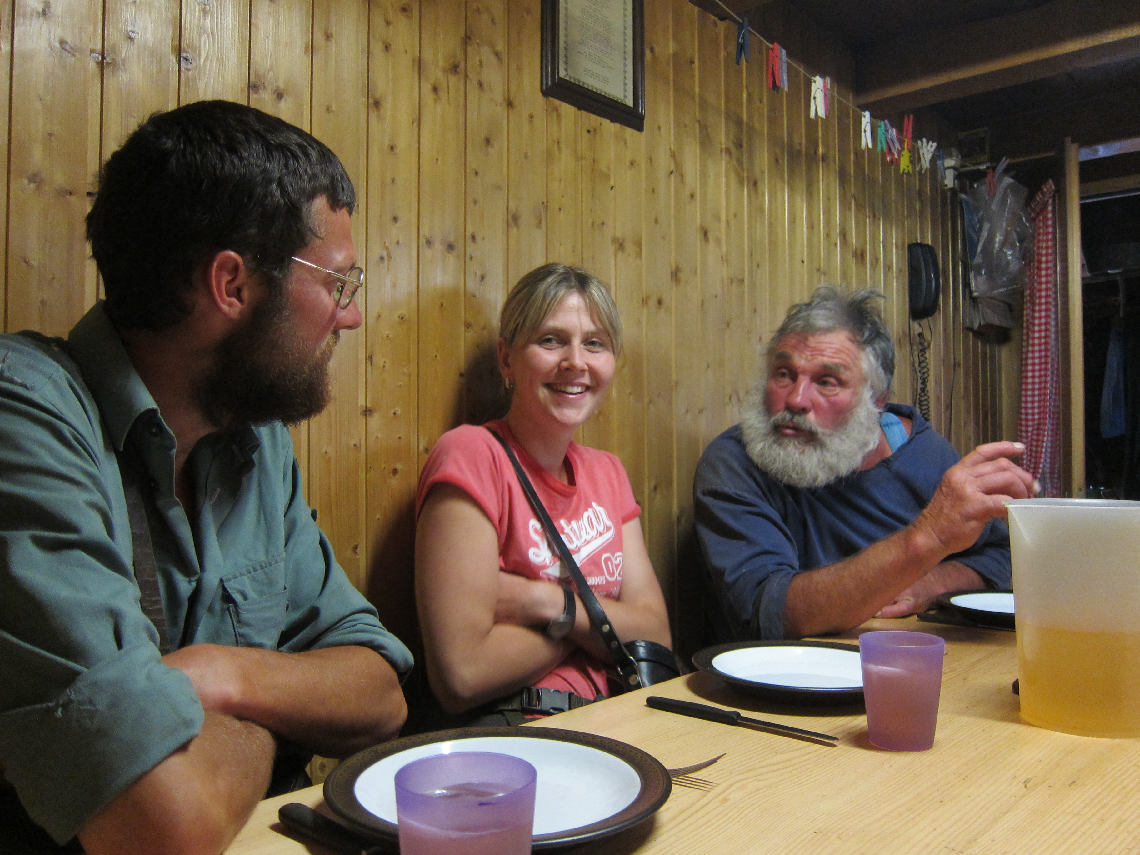 Erich und Sandra Betschart mit Konrad Schelbert - Rätschtal
